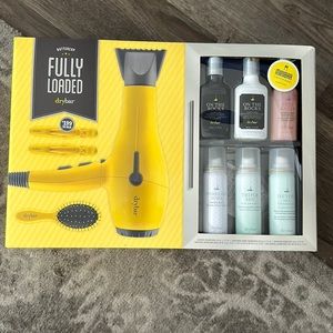 Drybar Buttercup Blowdryer with minibar. $285 Value